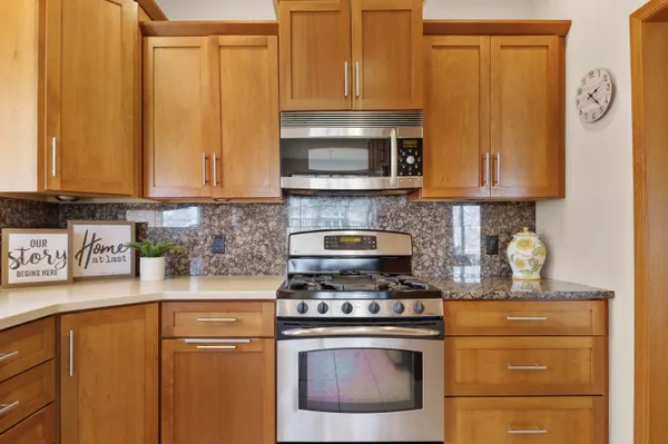 $519,900 | 14 Rembrandt Way, Unit 9, Fitchburg, WI 53711
