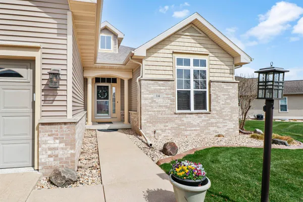 $519,900 | 14 Rembrandt Way, Unit 9, Fitchburg, WI 53711