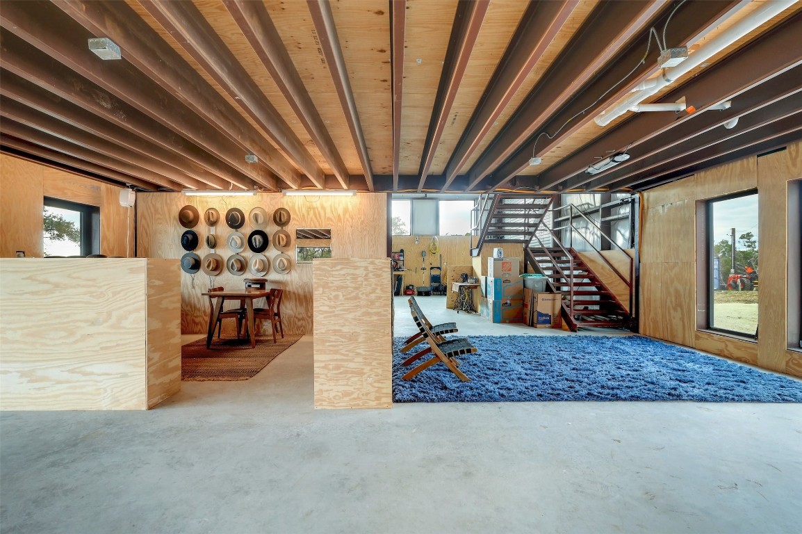 640 Ghost Dancer Fischer, TX 78623 - Photo 9 of 40 a view of a room with gym equipment