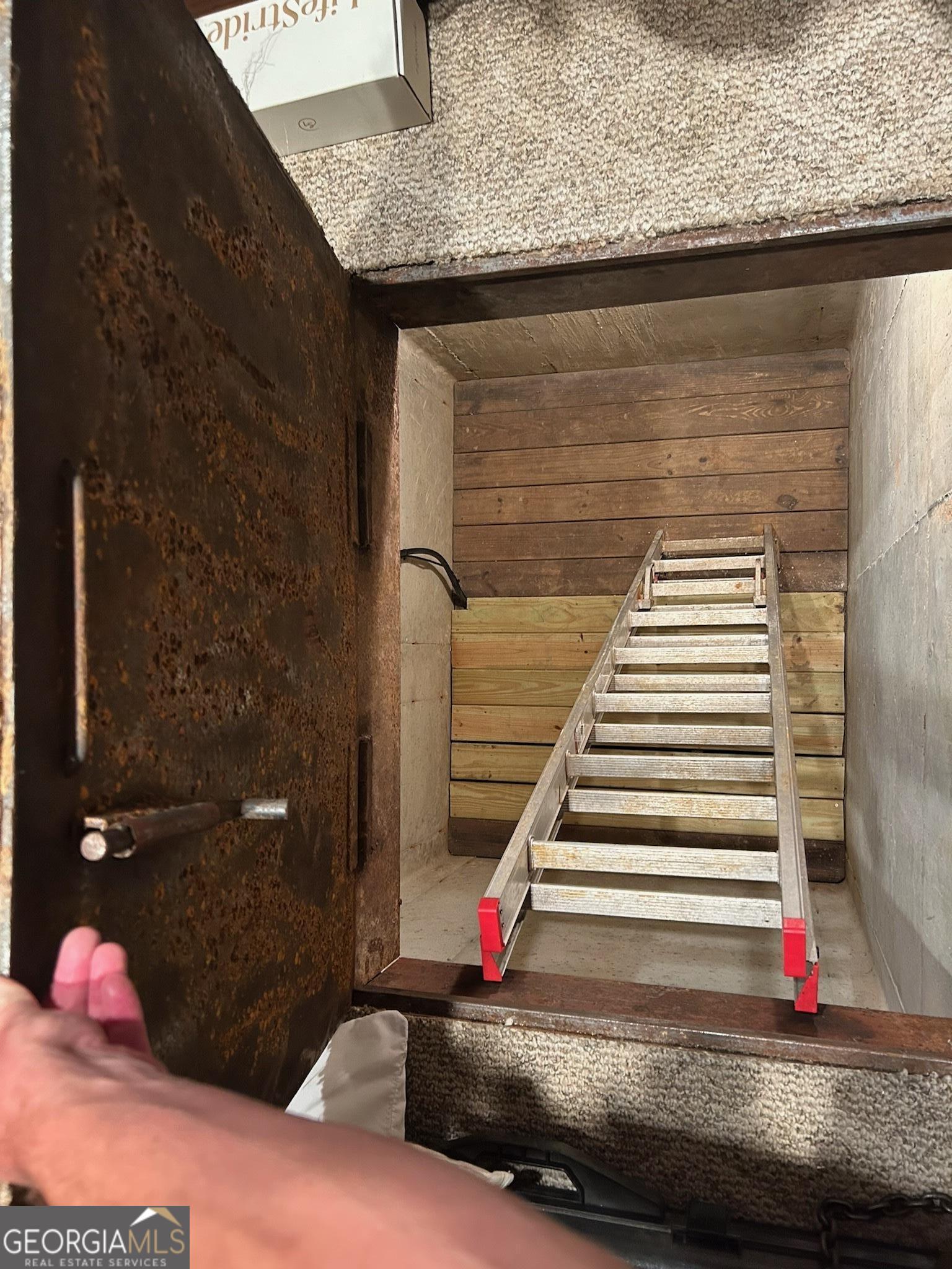 1881 Beeks Road Williamson, GA 30292 - Photo 19 of 32 a view of entryway