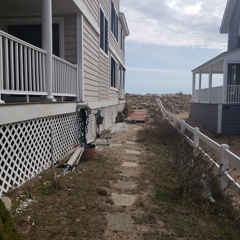398 North End, Unit B Salisbury, MA 01952 - Photo 12 of 13 a view of a roof deck