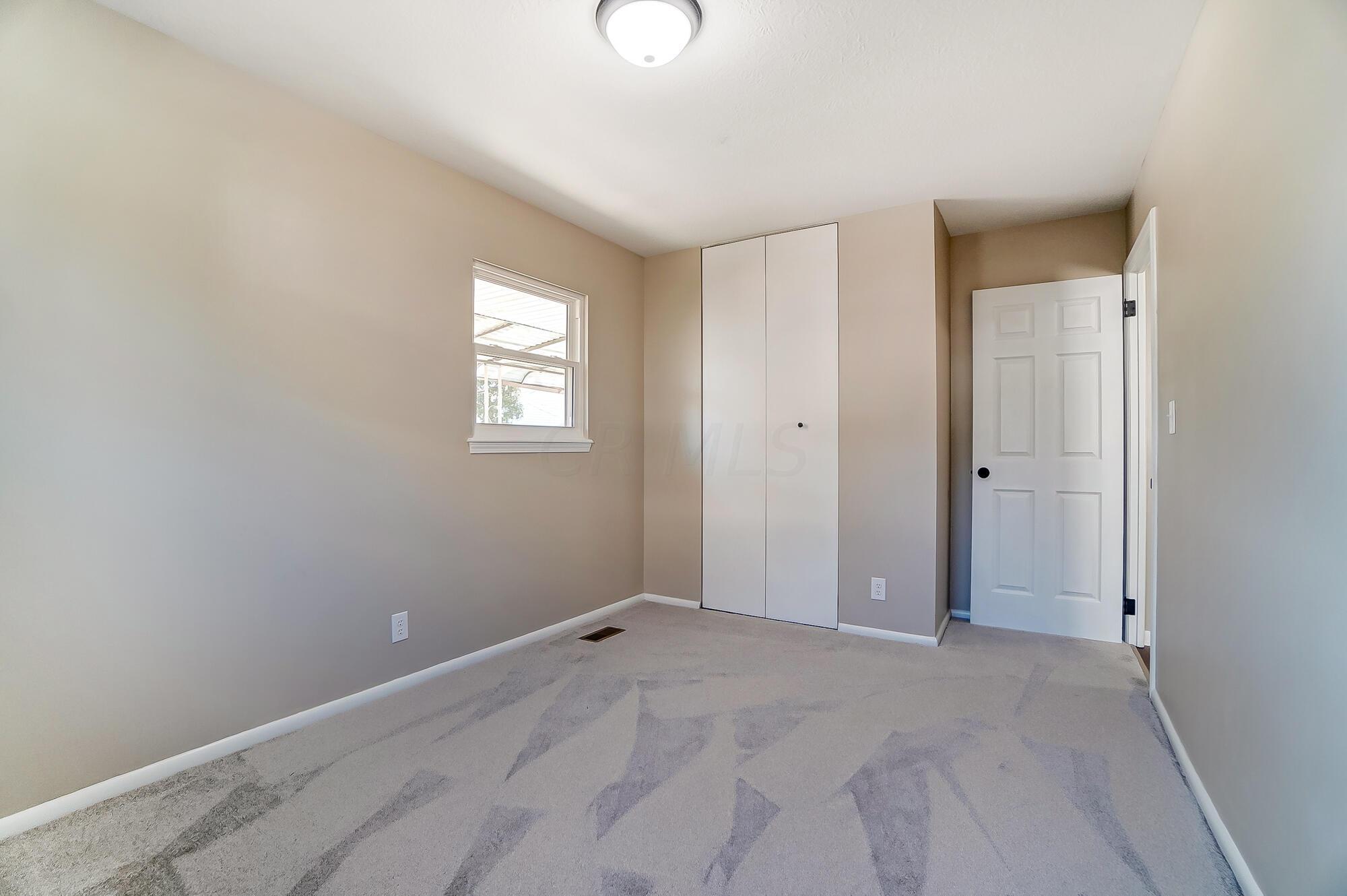 334 Regents Road Gahanna, OH 43230 - Photo 21 of 29 027