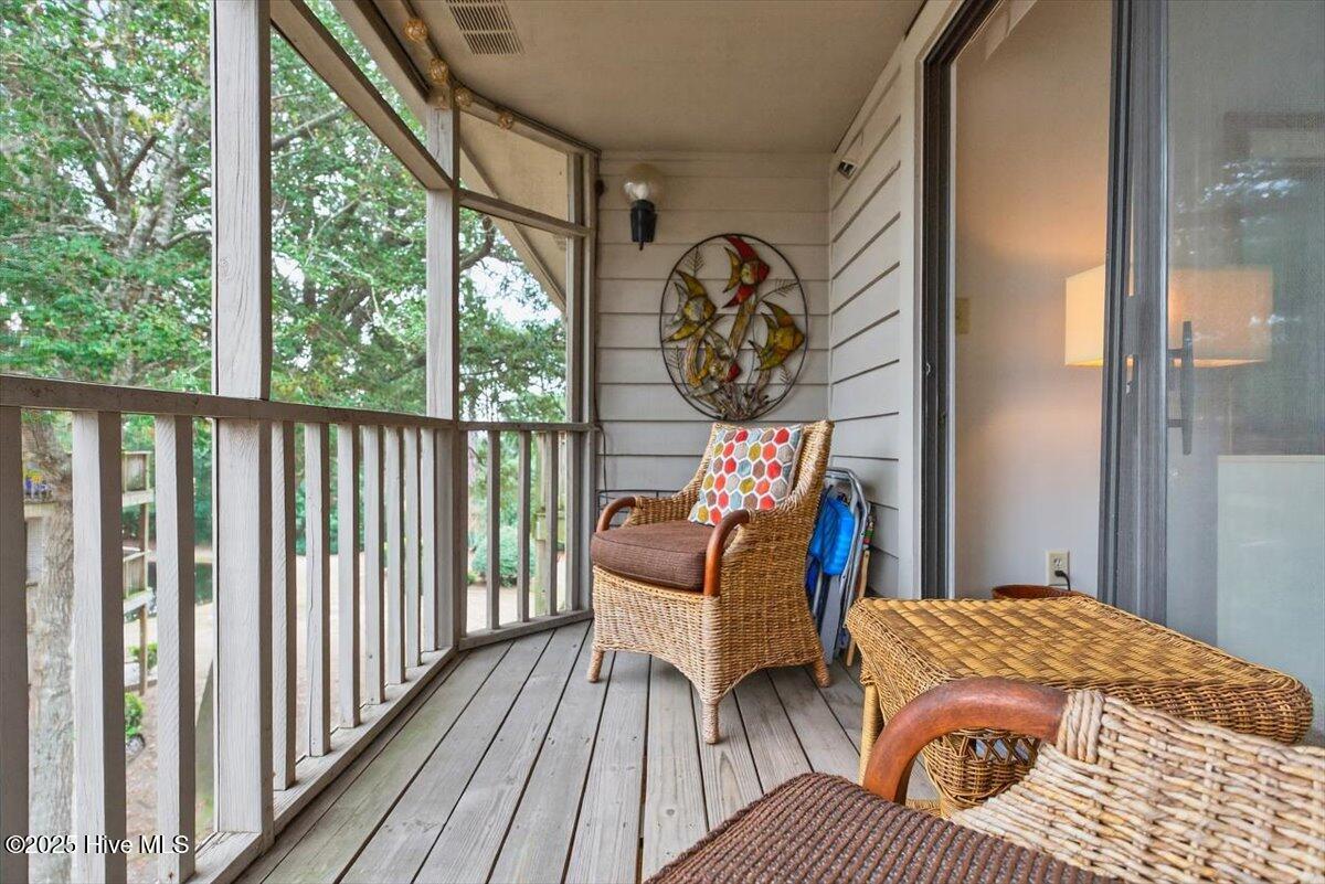804 Colony Place, Unit 4E Sunset Beach, NC 28468 - Photo 31 of 47 37-kahunaphoto