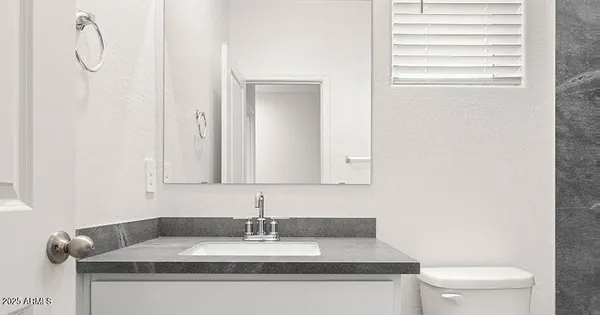 $2,525 | 25200 North 151st Drive, Unit 5, Surprise, AZ 85387