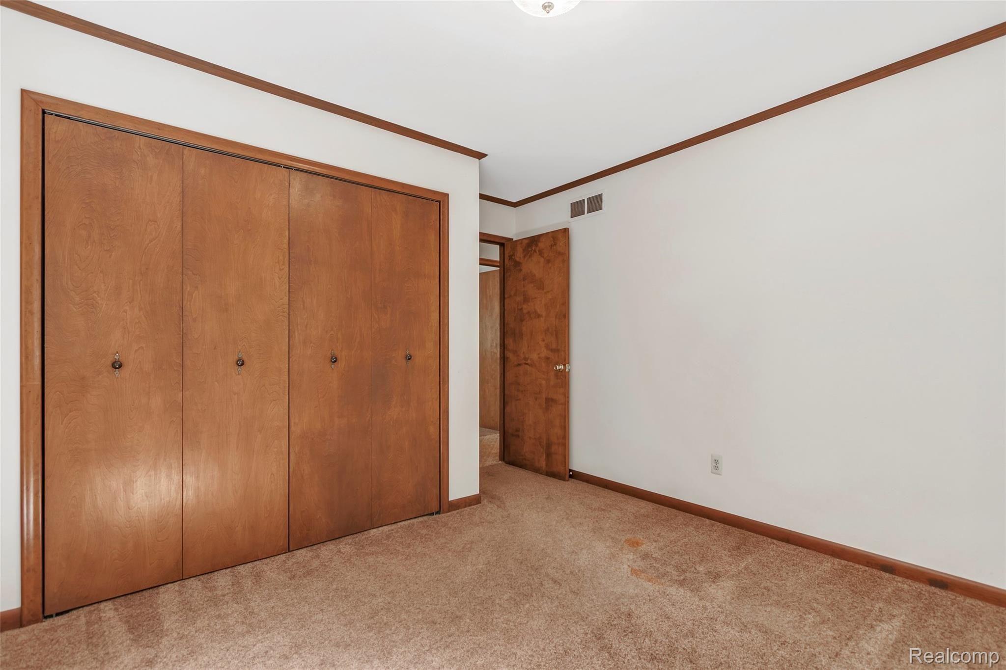 5112 Bradley Road Gregory, MI 48137 - Photo 36 of 47 5112-Bradley-Rd-Gregory-MI-windowstill-23.jpg