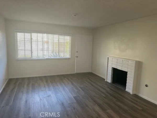$2,695 | 1201 North California Street, Unit 16, Orange, CA 92867