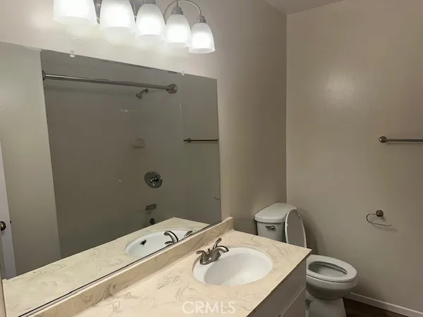 $2,695 | 1201 North California Street, Unit 16, Orange, CA 92867