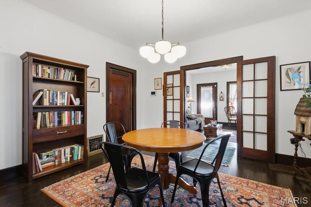 619 Carson Road Ferguson, MO 63135 - Photo 11 of 24 Gallery Image 11