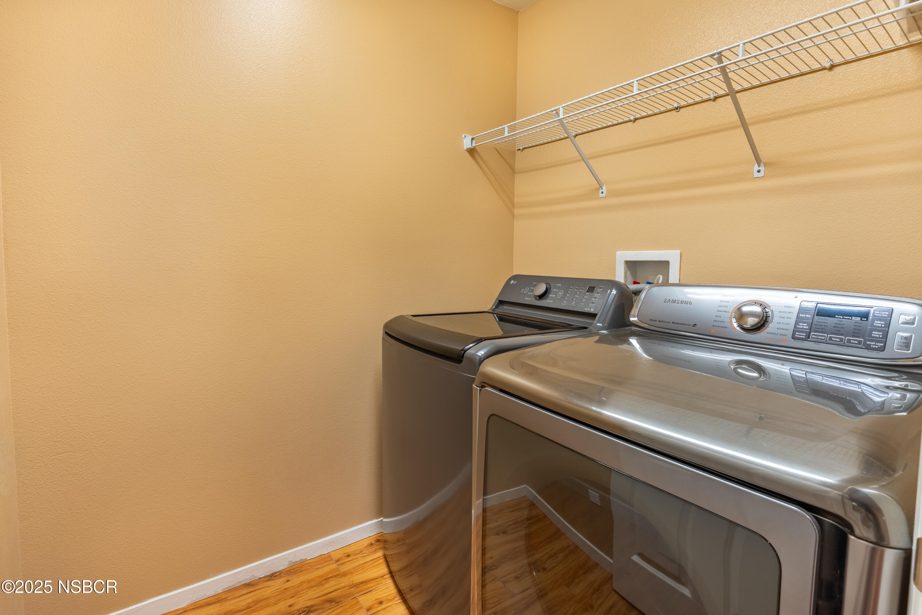 1445 Crown Circle Lompoc, CA 93436 - Photo 12 of 26 DSC00698-HDR