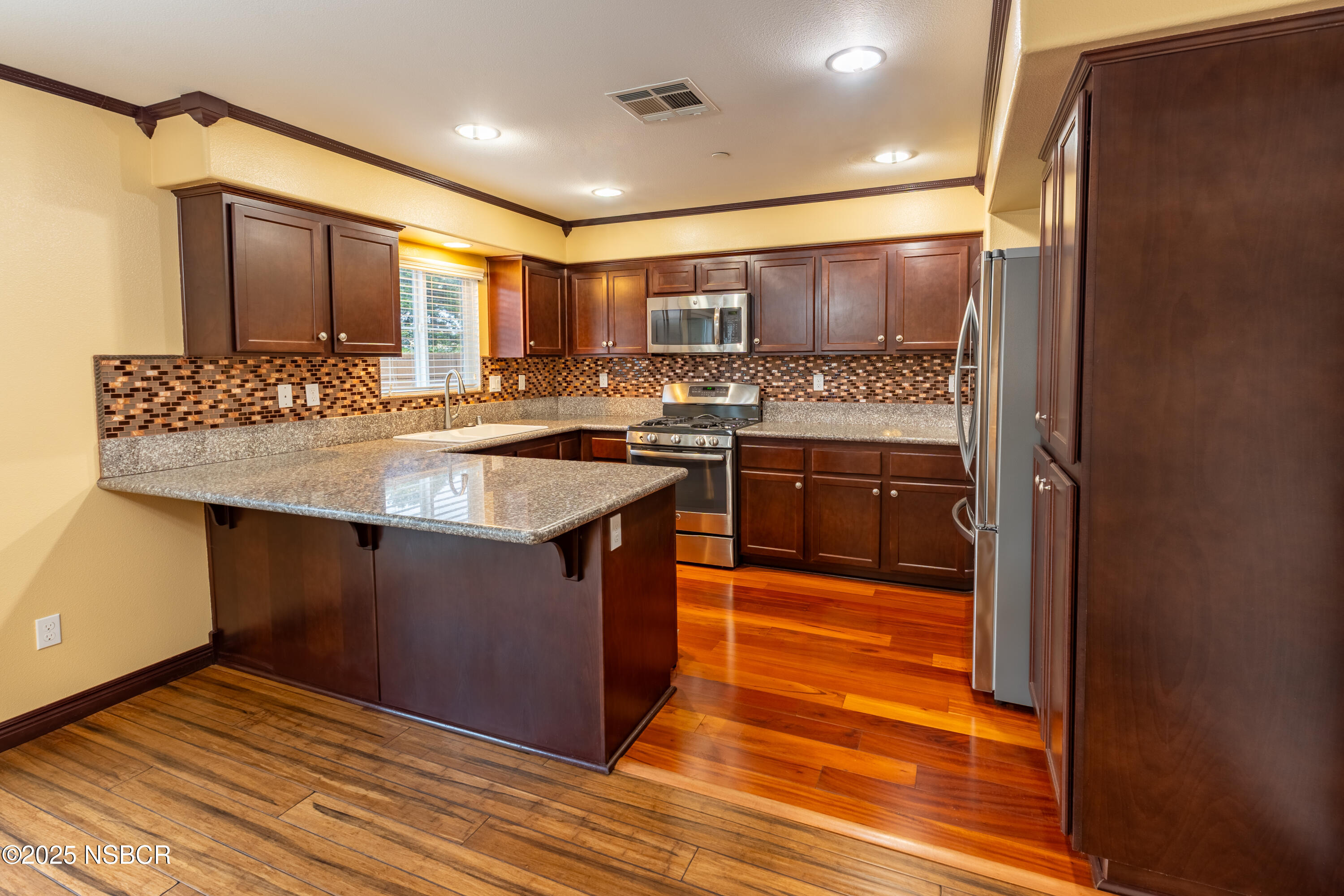 1445 Crown Circle Lompoc, CA 93436 - Photo 9 of 26 DSC00768-HDR