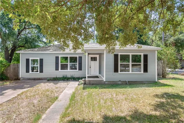 $1,600 | 401 Dunn Street, Bryan, TX 77802