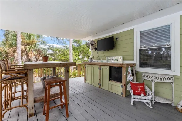 $733,900 | 549 East Gulf Beach Drive, Eastpoint, FL 32328