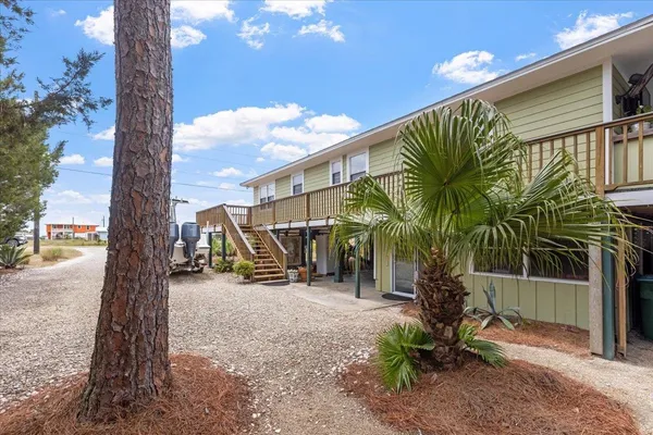 $733,900 | 549 East Gulf Beach Drive, Eastpoint, FL 32328