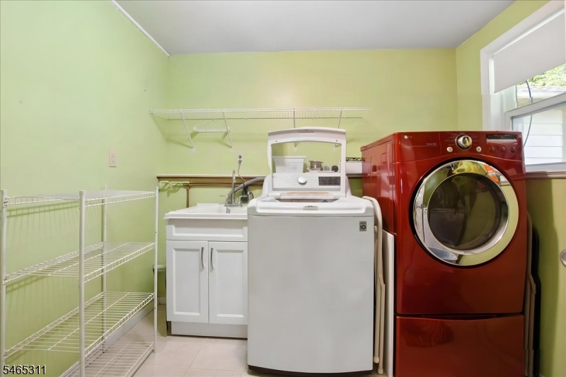 50 Parks Road Denville, NJ 07834 - Photo 23 of 28 Gallery Image 23