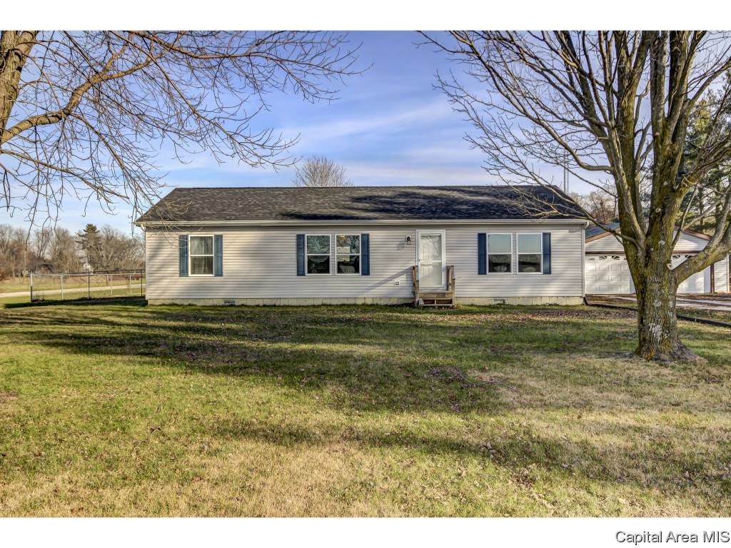 8650 Cardinal Hill Road Rochester, IL 62563 - Photo 1 of 32