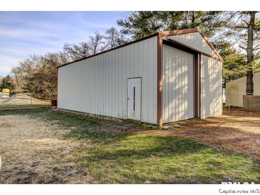 8650 Cardinal Hill Road Rochester, IL 62563 - Photo 25 of 32