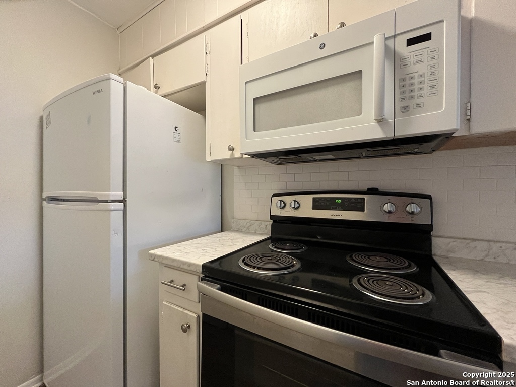 311 East San Antonio Avenue, Unit 101 Boerne, TX 78006 - Photo 12 of 27