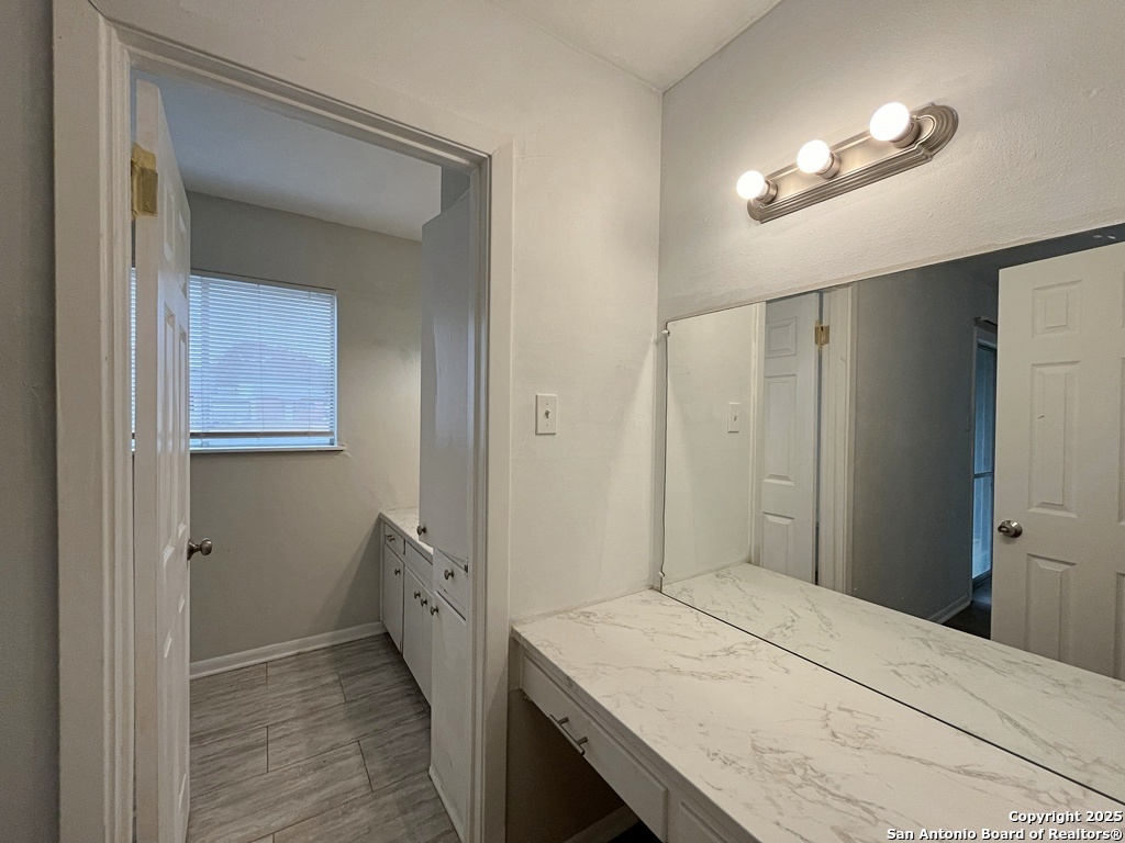 311 East San Antonio Avenue, Unit 101 Boerne, TX 78006 - Photo 17 of 27