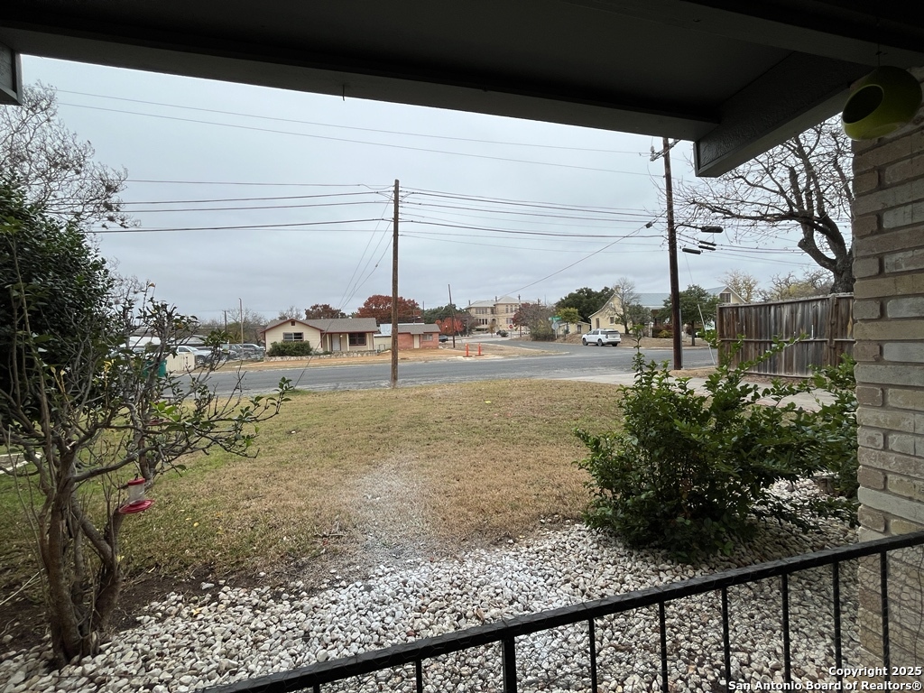 311 East San Antonio Avenue, Unit 101 Boerne, TX 78006 - Photo 20 of 27