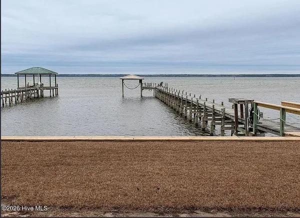 $674,900 | 615 Willbrook Circle, Sneads Ferry, NC 28460