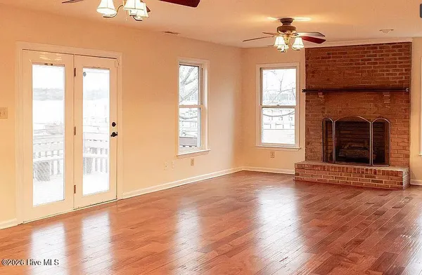 $674,900 | 615 Willbrook Circle, Sneads Ferry, NC 28460