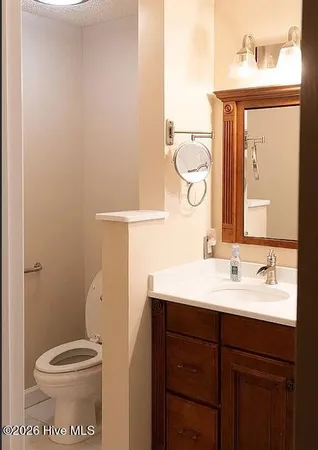 $674,900 | 615 Willbrook Circle, Sneads Ferry, NC 28460