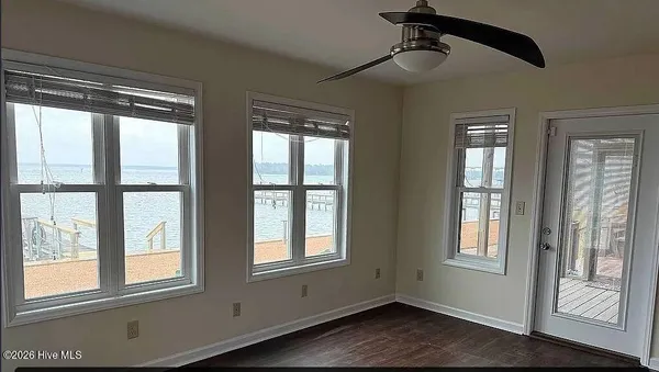 $674,900 | 615 Willbrook Circle, Sneads Ferry, NC 28460