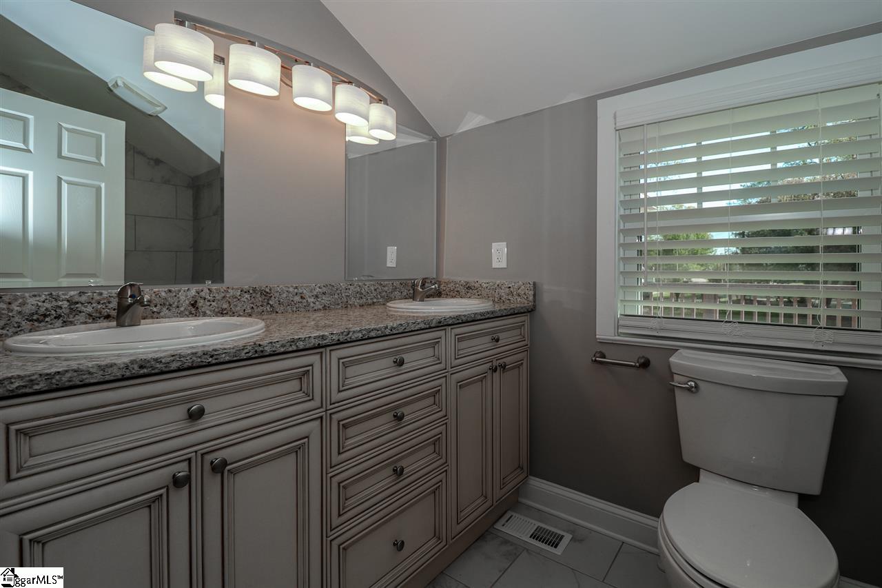 619 West Parker Road Greenville, SC 29611 - Photo 16 of 24 Gallery Image 16