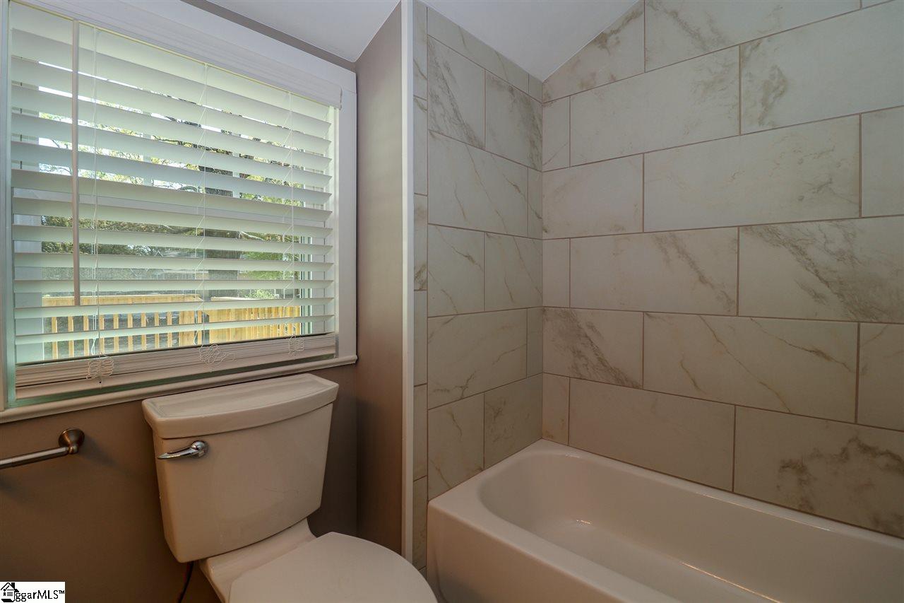 619 West Parker Road Greenville, SC 29611 - Photo 17 of 24 Gallery Image 17
