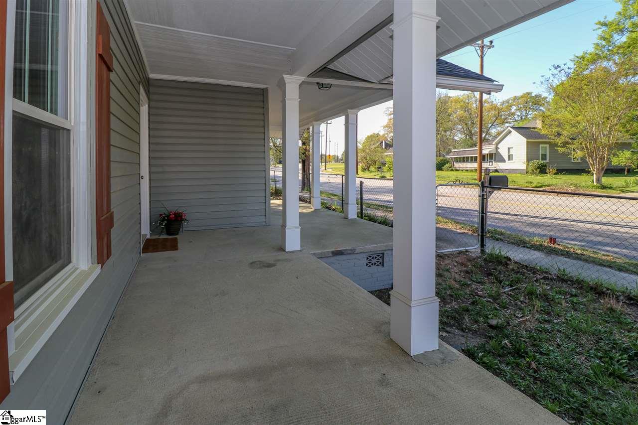 619 West Parker Road Greenville, SC 29611 - Photo 4 of 24 Gallery Image 4