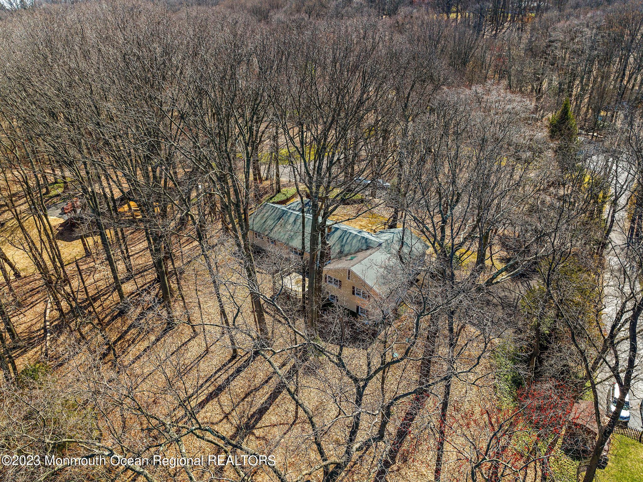 5 Edgewood Drive Holmdel, NJ 07733 - Photo 44 of 46 Aerial