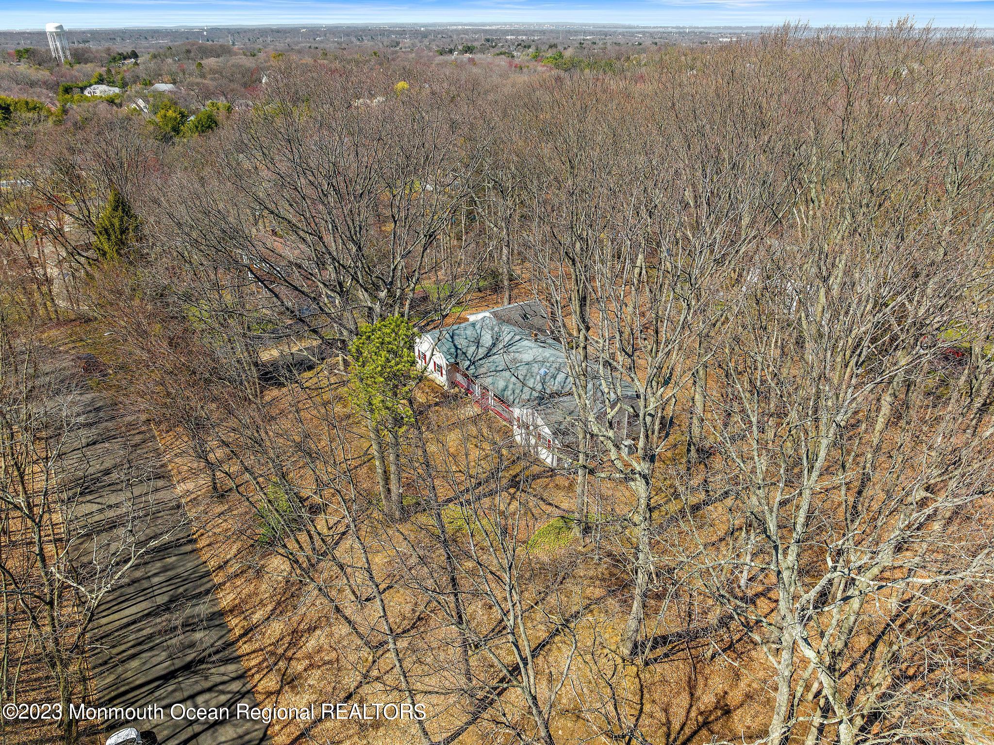 5 Edgewood Drive Holmdel, NJ 07733 - Photo 45 of 46 Aerial
