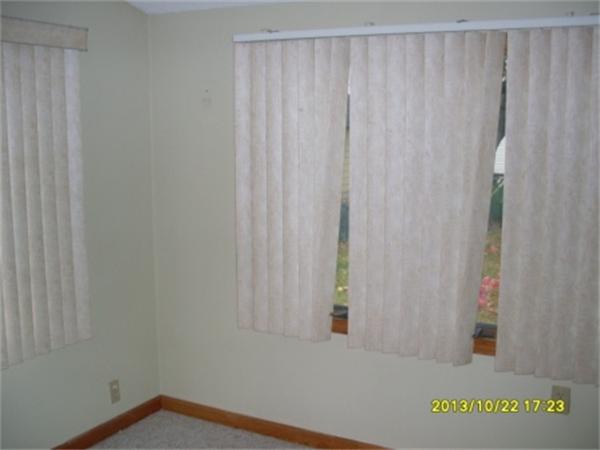 32 Thames Street Springfield, MA 01104 - Photo 4 of 10 a view of a small space