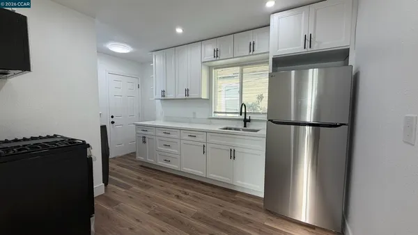 $2,200 | 723 Florida Street, Unit 1/2, Vallejo, CA 94590