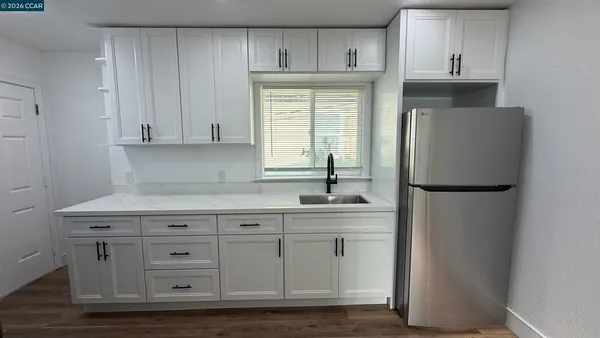 $2,200 | 723 Florida Street, Unit 1/2, Vallejo, CA 94590