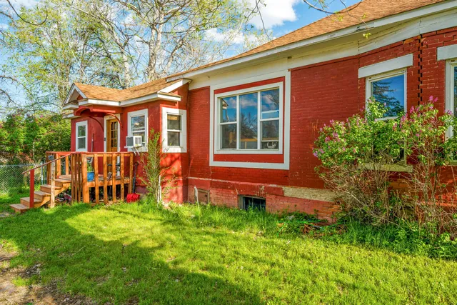 $354,000 | 672 Illinois Street, Sheridan, WY 82801