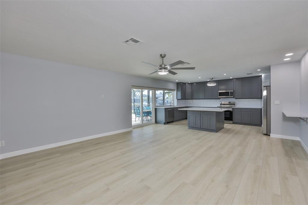 1018 Silver Palm Way Apollo Beach, FL 33572 - Photo 18 of 67