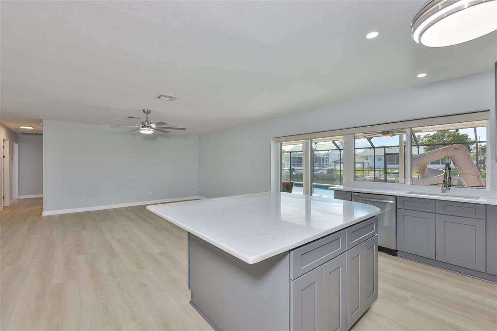 1018 Silver Palm Way Apollo Beach, FL 33572 - Photo 24 of 67