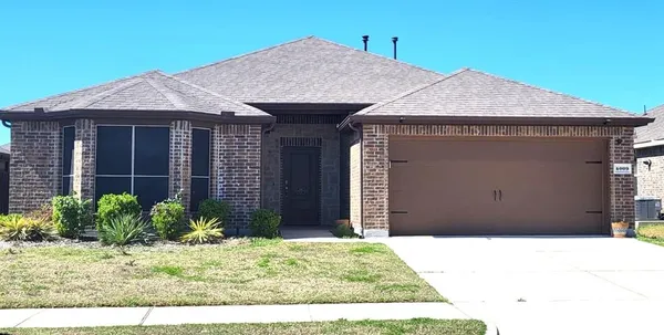 $2,300 | 4009 Mill Run Road, Denton, TX 76208