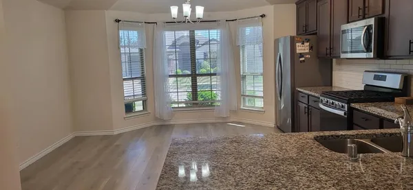 $2,300 | 4009 Mill Run Road, Denton, TX 76208