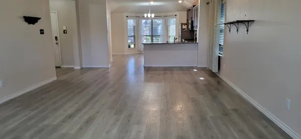 $2,300 | 4009 Mill Run Road, Denton, TX 76208