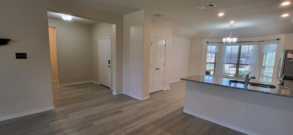 4009 Mill Run Road Denton, TX 76208 - Photo 3 of 24