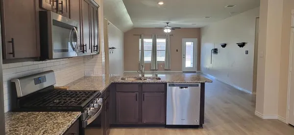 $2,300 | 4009 Mill Run Road, Denton, TX 76208