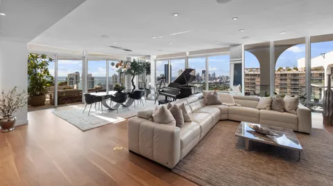 $3,249,000 | 19707 Turnberry Way, Unit TS3, Aventura, FL 33180