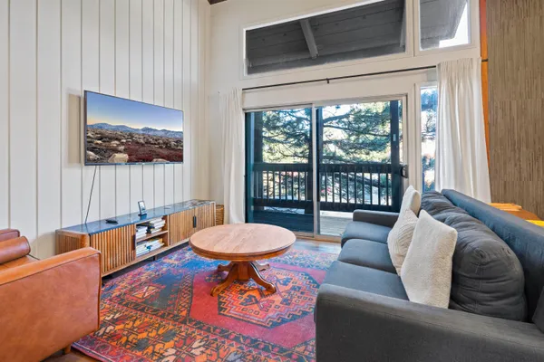$808,000 | 286 Old Mammoth Road, Unit 2, Mammoth Lakes, CA 93546