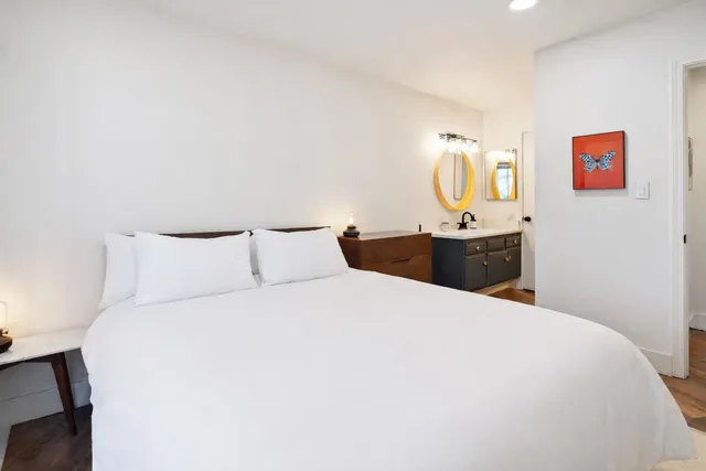 $775,000 | 286 Old Mammoth Road, Unit 2, Mammoth Lakes, CA 93546