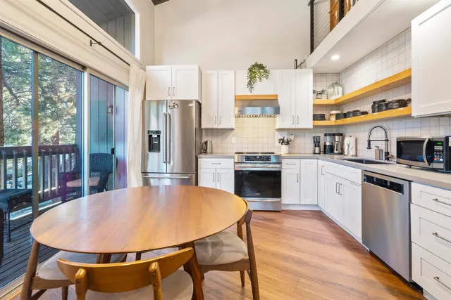 $775,000 | 286 Old Mammoth Road, Unit 2, Mammoth Lakes, CA 93546