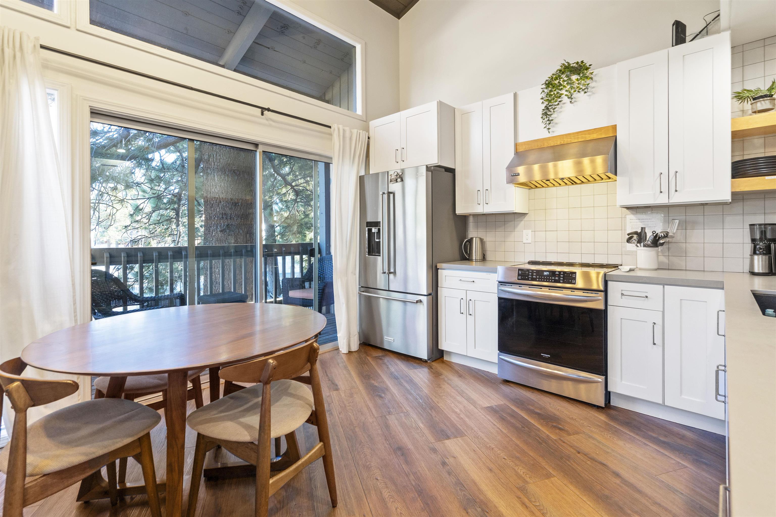 286 Old Mammoth Road, Unit 2 Mammoth Lakes, CA 93546 - Photo 4 of 25