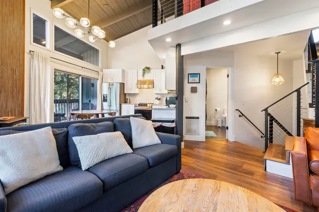 $775,000 | 286 Old Mammoth Road, Unit 2, Mammoth Lakes, CA 93546