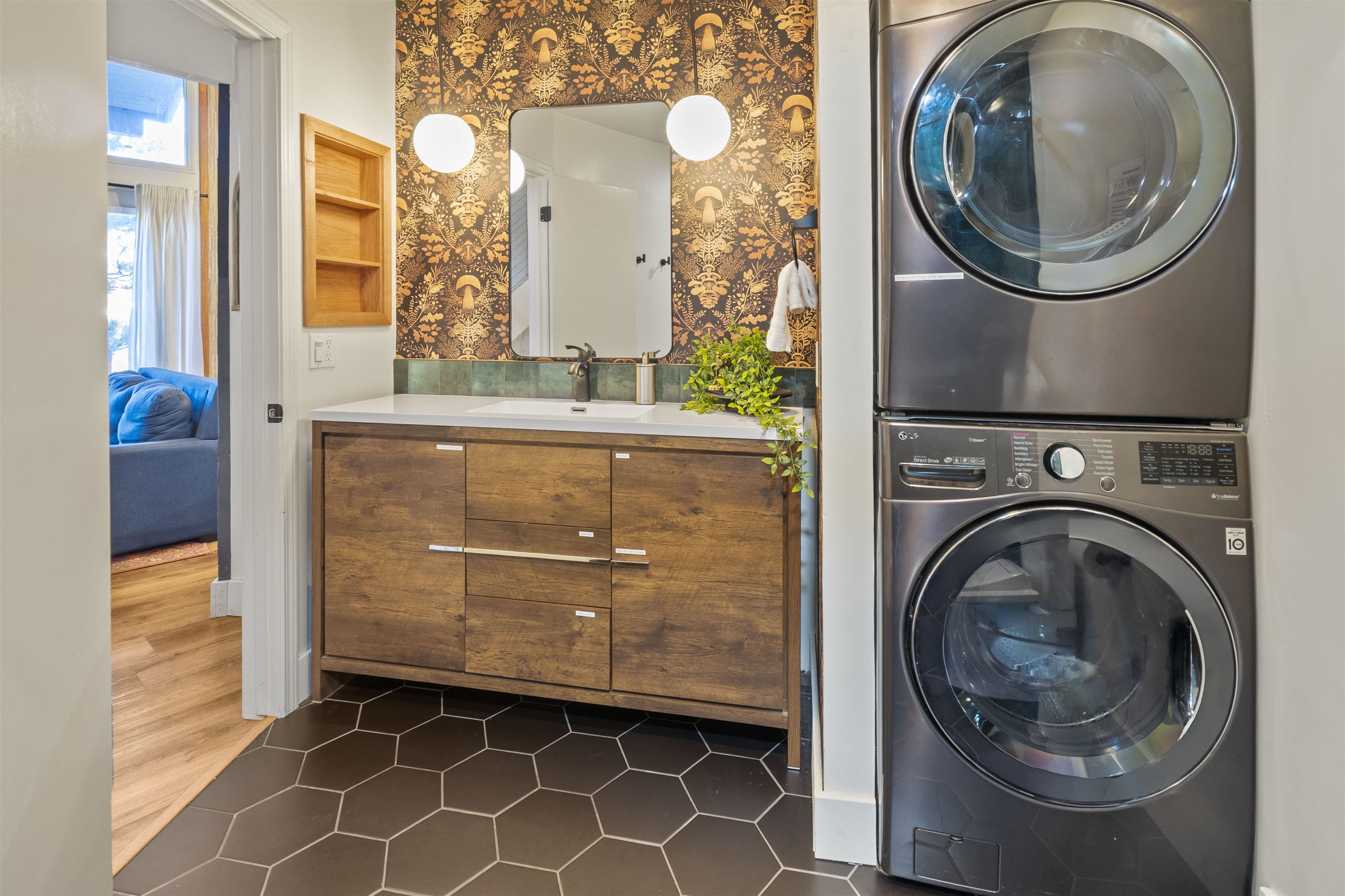 286 Old Mammoth Road, Unit 2 Mammoth Lakes, CA 93546 - Photo 7 of 25